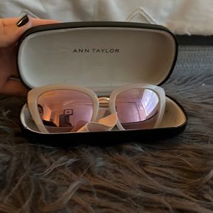 ANN TAYLOR SUNGLASSES